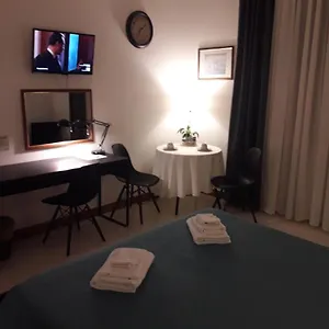 Affittacamere Guest Via Dei Passeri, Cagliari